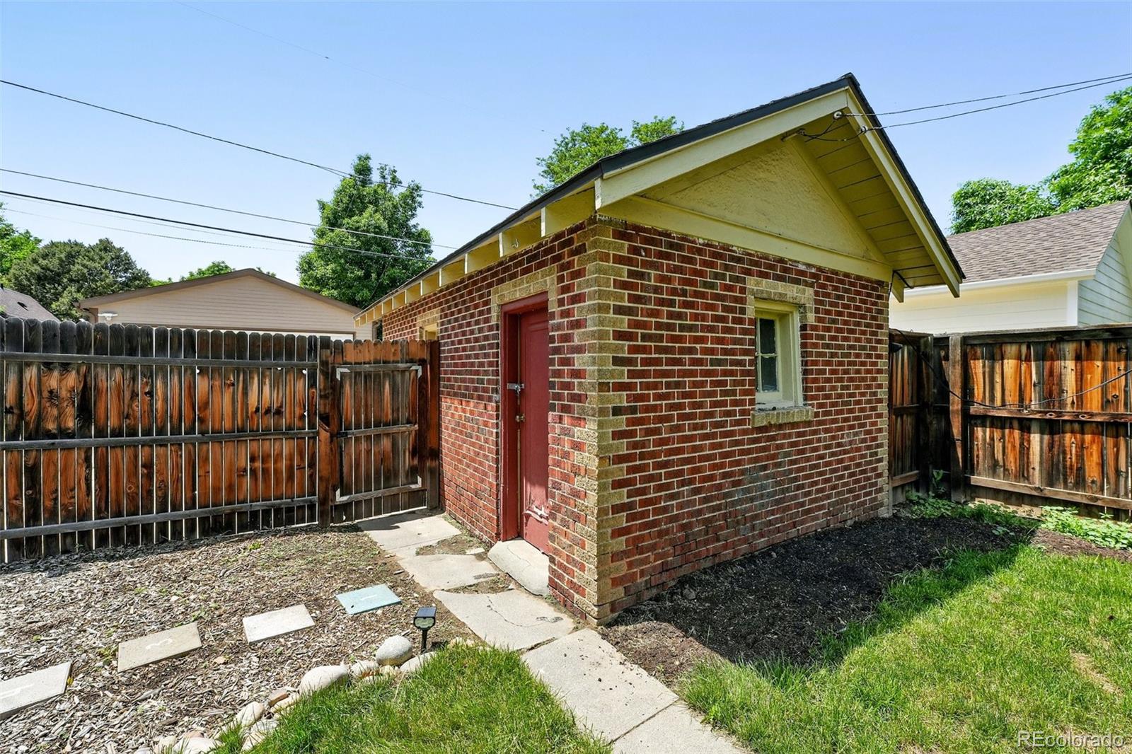 MLS Image #41 for 2549  holly street,denver, Colorado