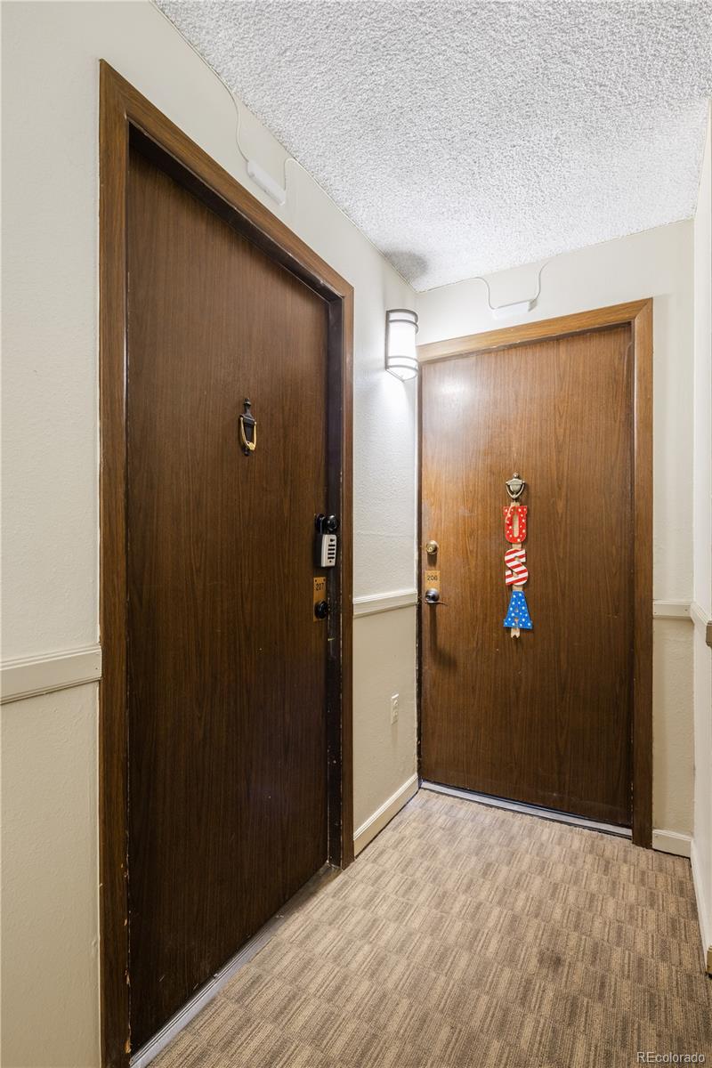 MLS Image #23 for 2  adams street 207,denver, Colorado