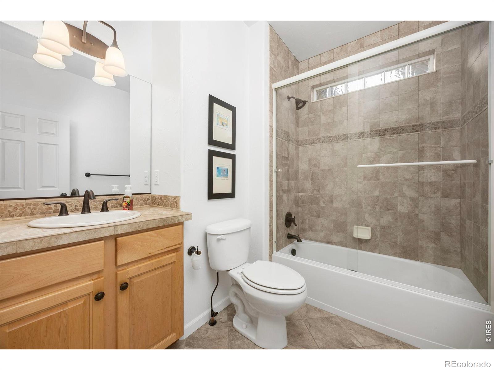 MLS Image #18 for 3174  lower loop drive,fort collins, Colorado