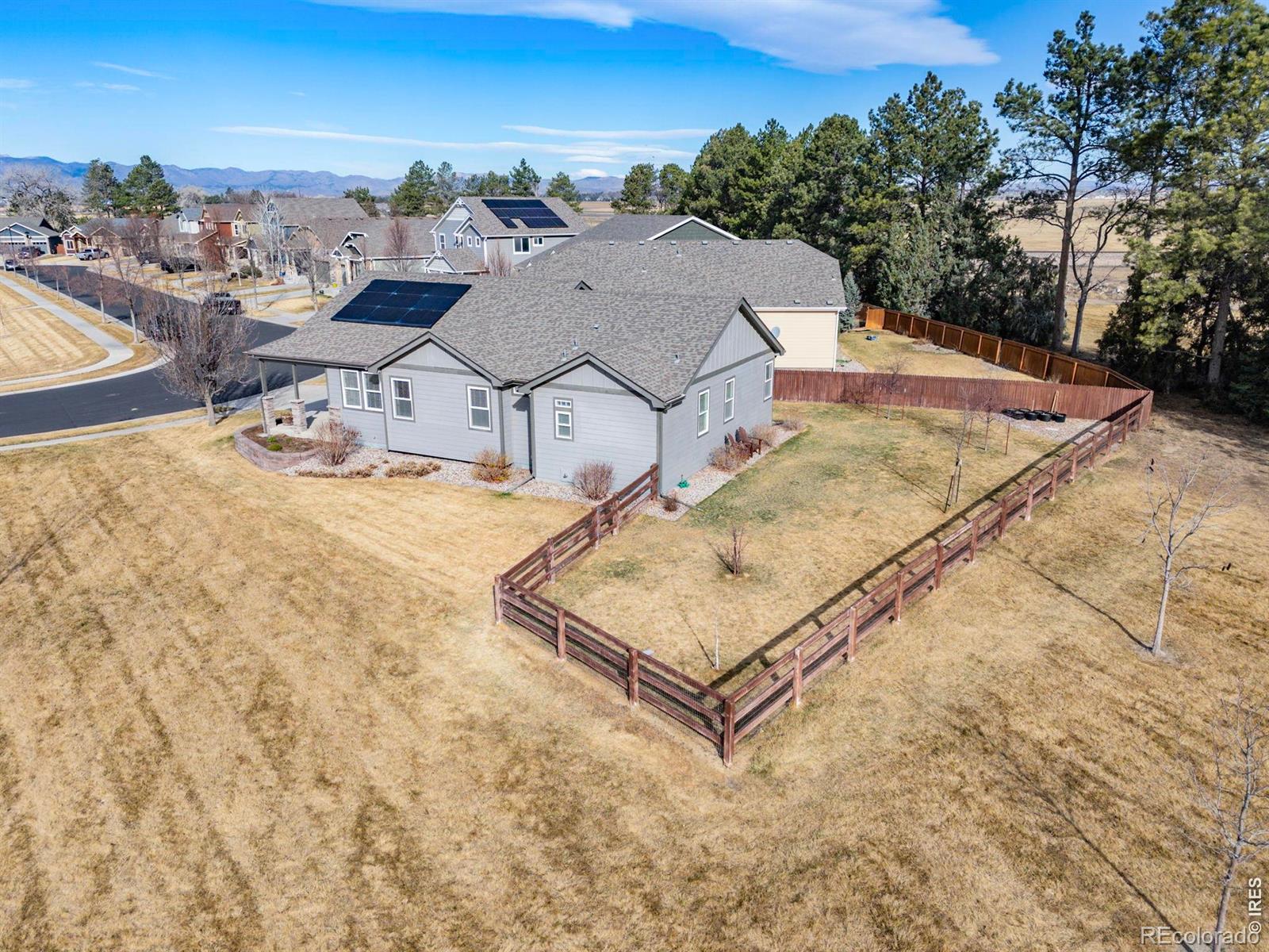 MLS Image #26 for 3174  lower loop drive,fort collins, Colorado