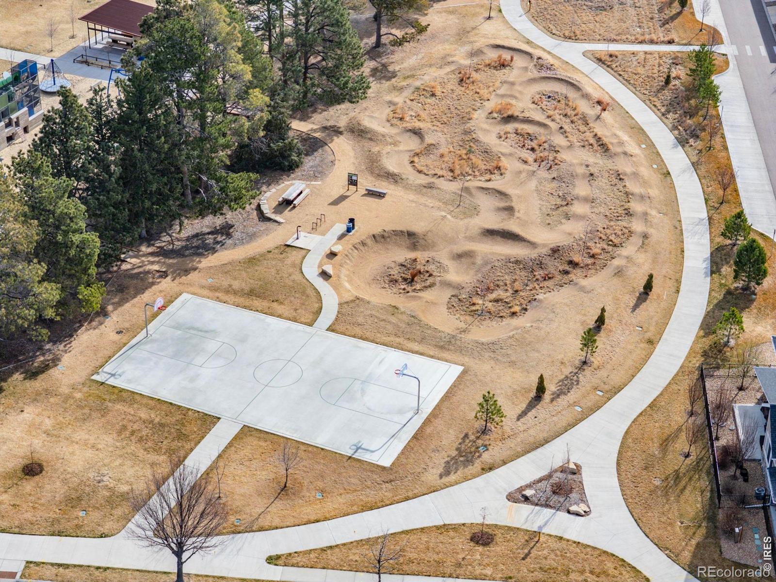 MLS Image #28 for 3174  lower loop drive,fort collins, Colorado