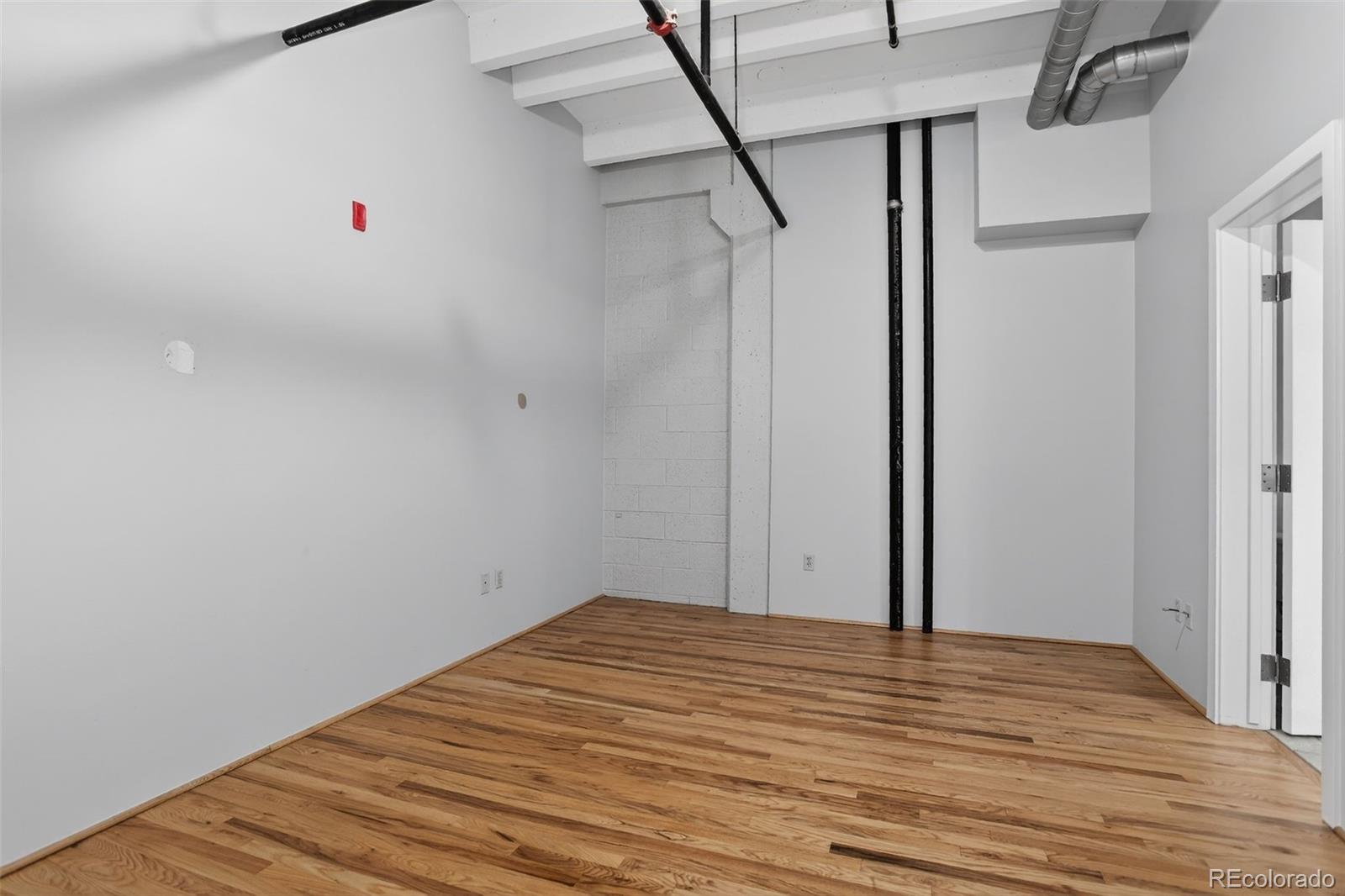 MLS Image #5 for 1800  lawrence street 207,denver, Colorado