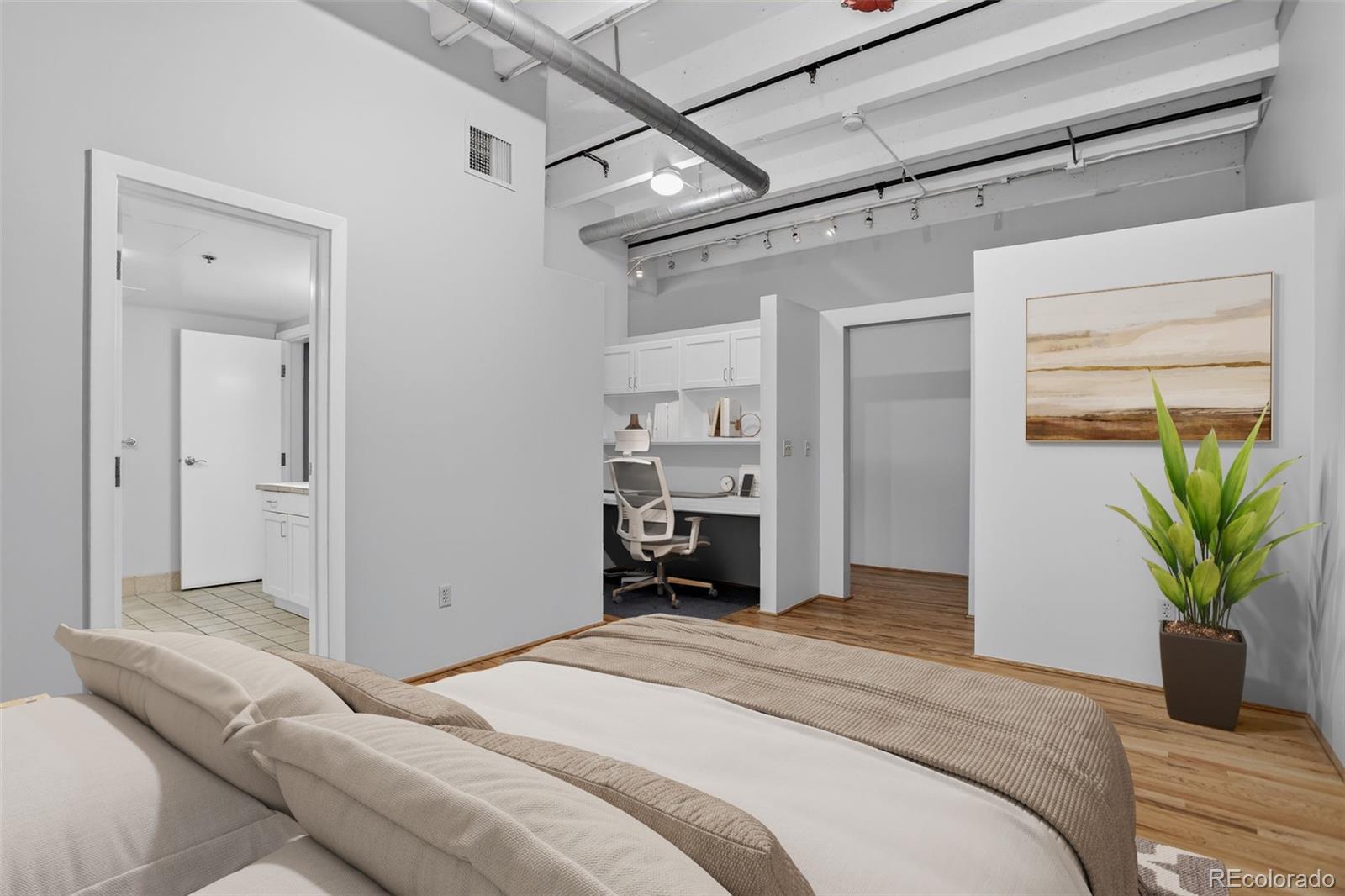 MLS Image #7 for 1800  lawrence street 207,denver, Colorado