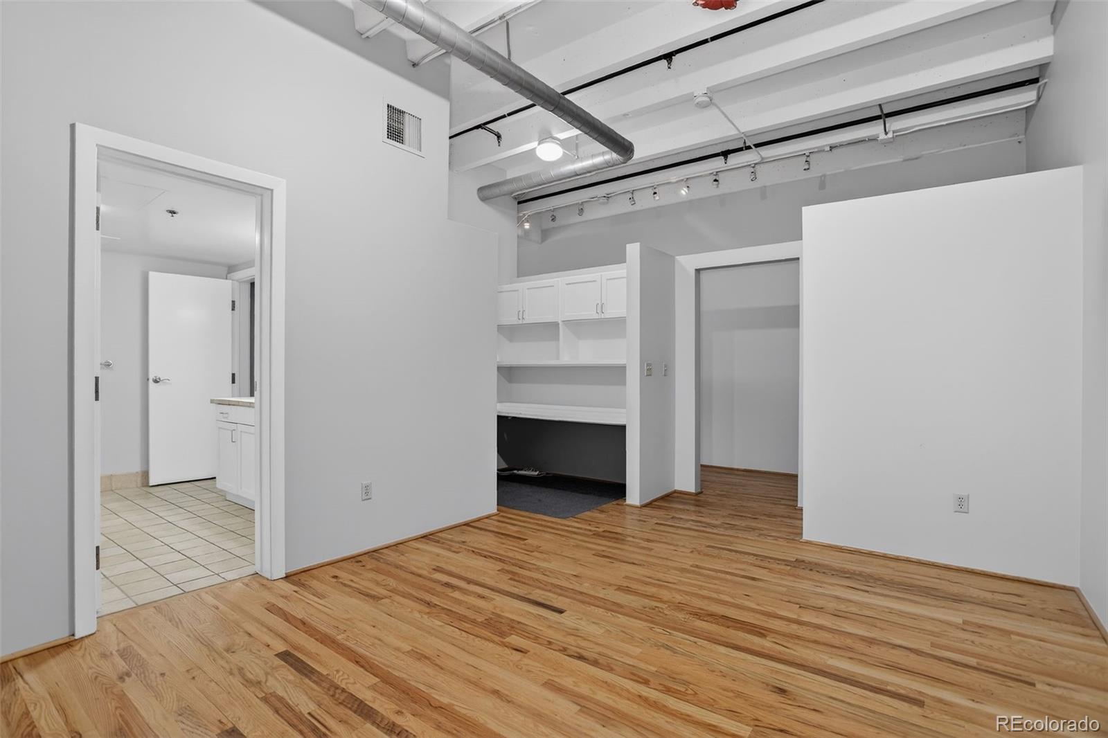 MLS Image #8 for 1800  lawrence street 207,denver, Colorado