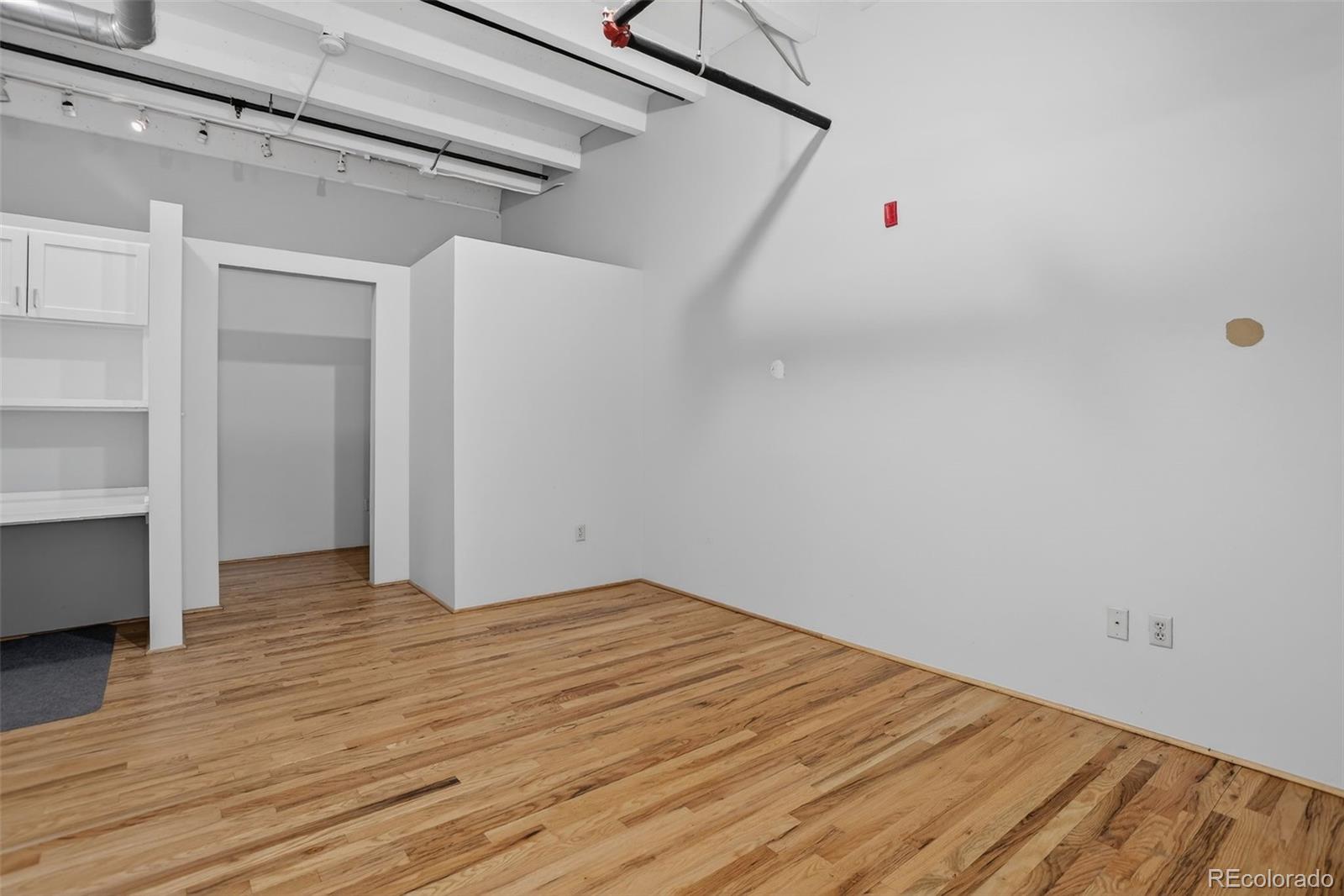 MLS Image #9 for 1800  lawrence street 207,denver, Colorado