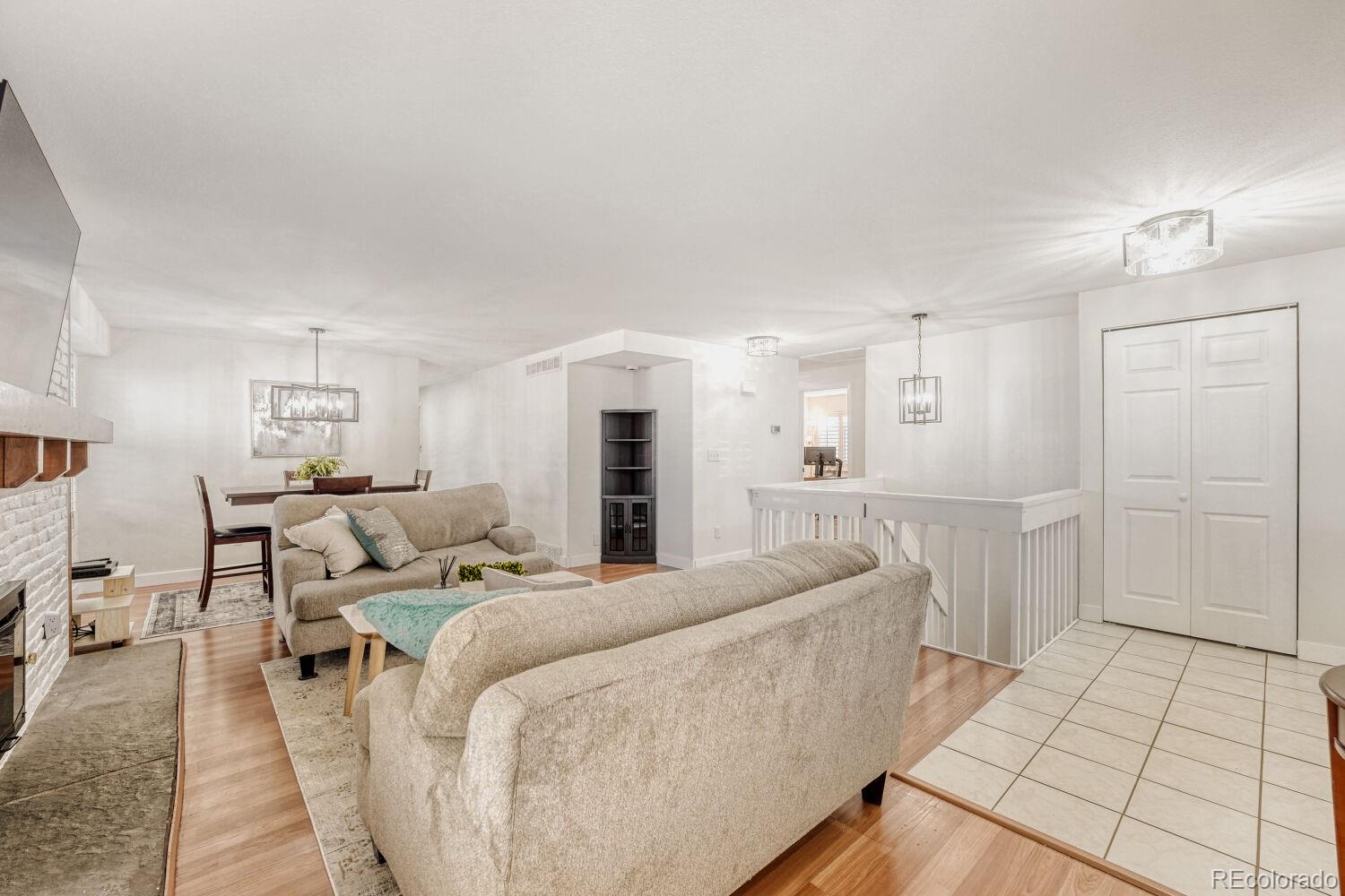 MLS Image #11 for 5554 s lansing court,englewood, Colorado
