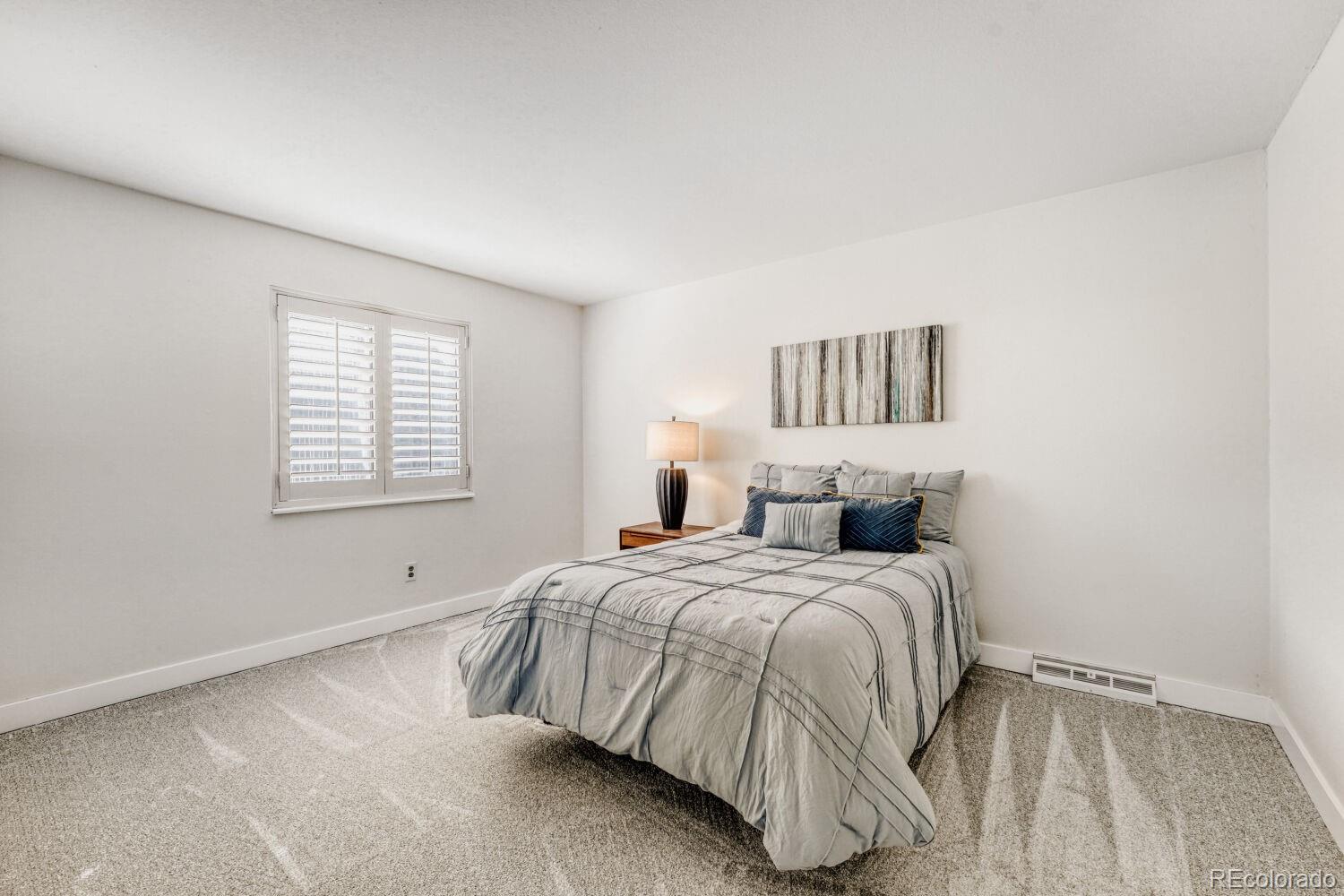 MLS Image #18 for 5554 s lansing court,englewood, Colorado