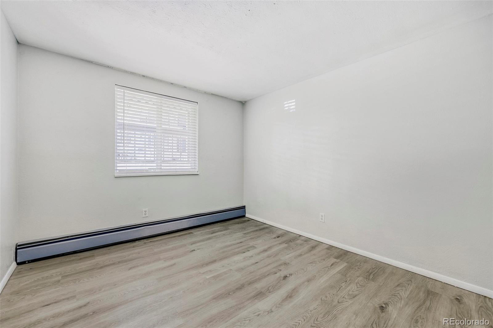 MLS Image #15 for 875 s quebec street 4,denver, Colorado