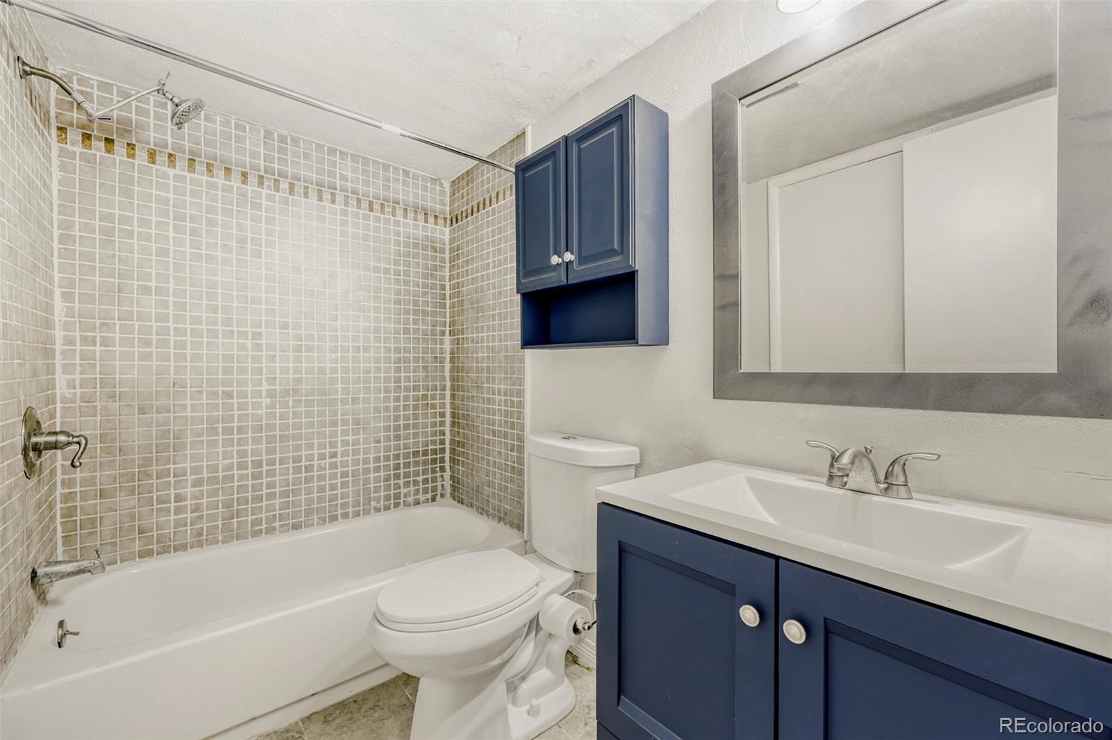 MLS Image #23 for 875 s quebec street 4,denver, Colorado