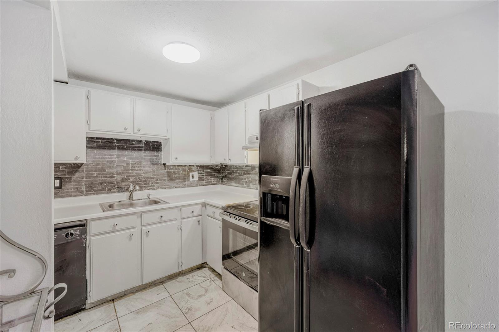 MLS Image #8 for 875 s quebec street 4,denver, Colorado