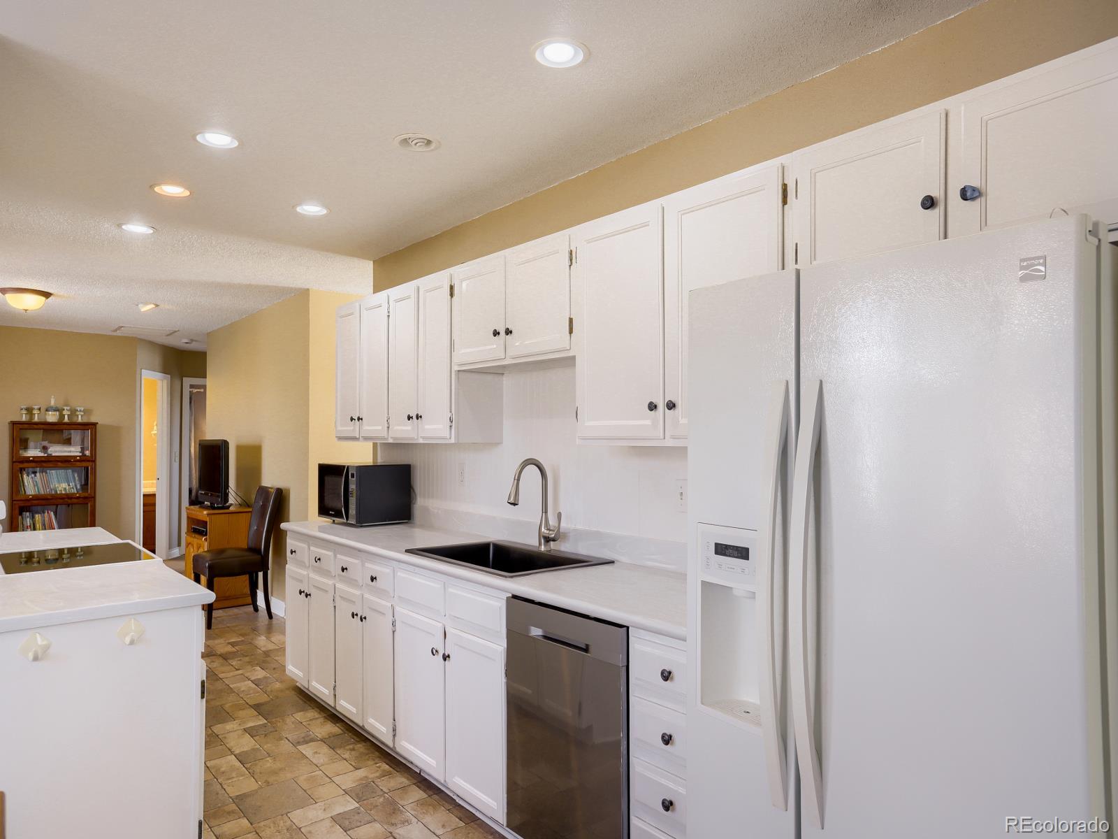 MLS Image #12 for 56  ruth road,broomfield, Colorado