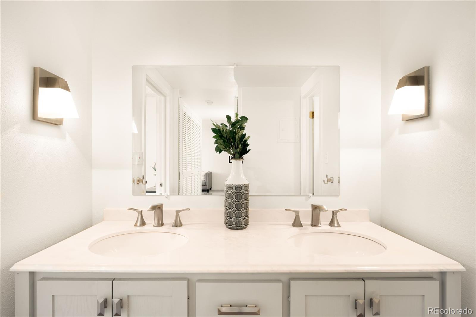 MLS Image #20 for 1365  columbine street 103,denver, Colorado