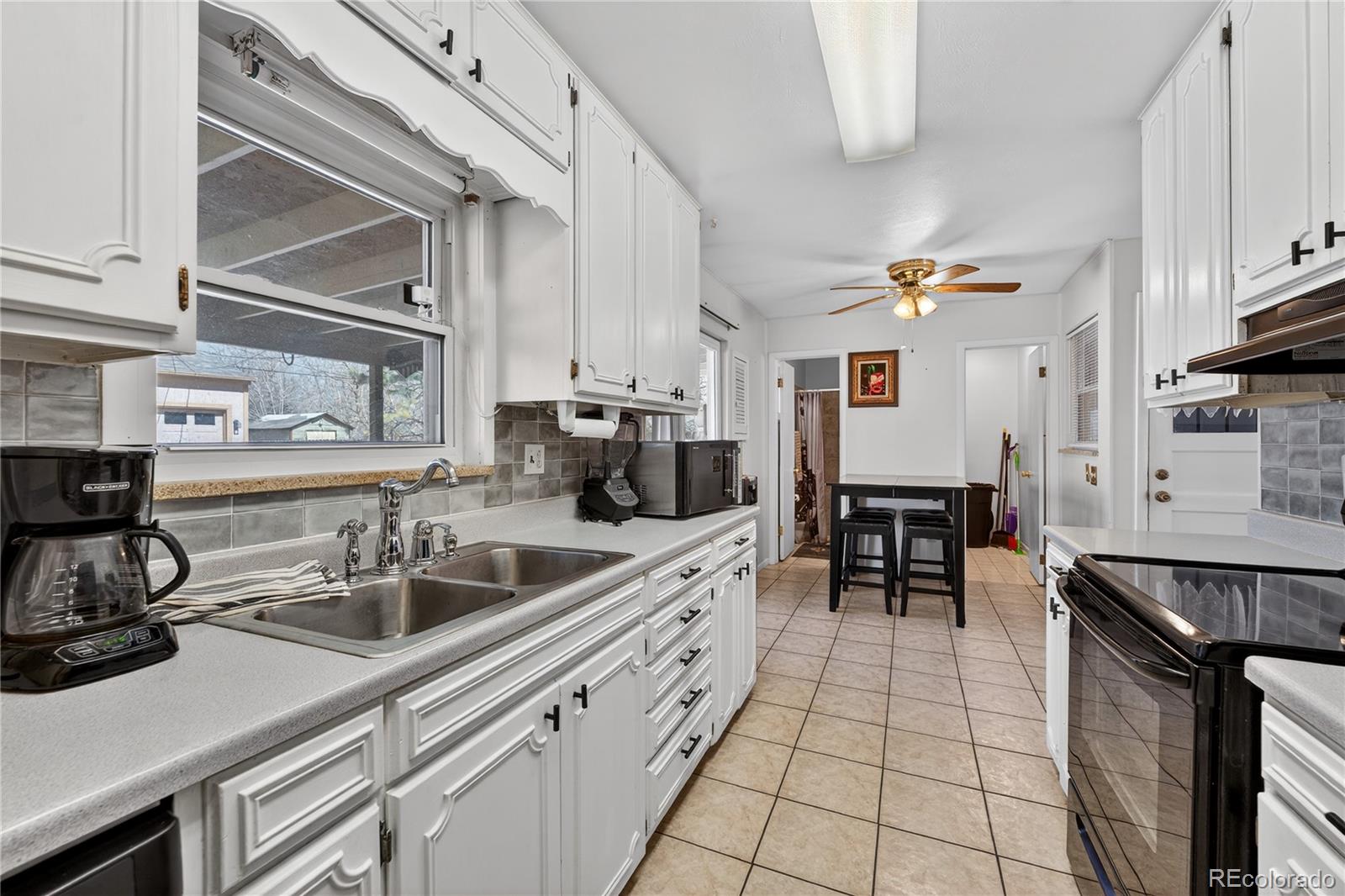 MLS Image #6 for 1231 w radcliff avenue,englewood, Colorado