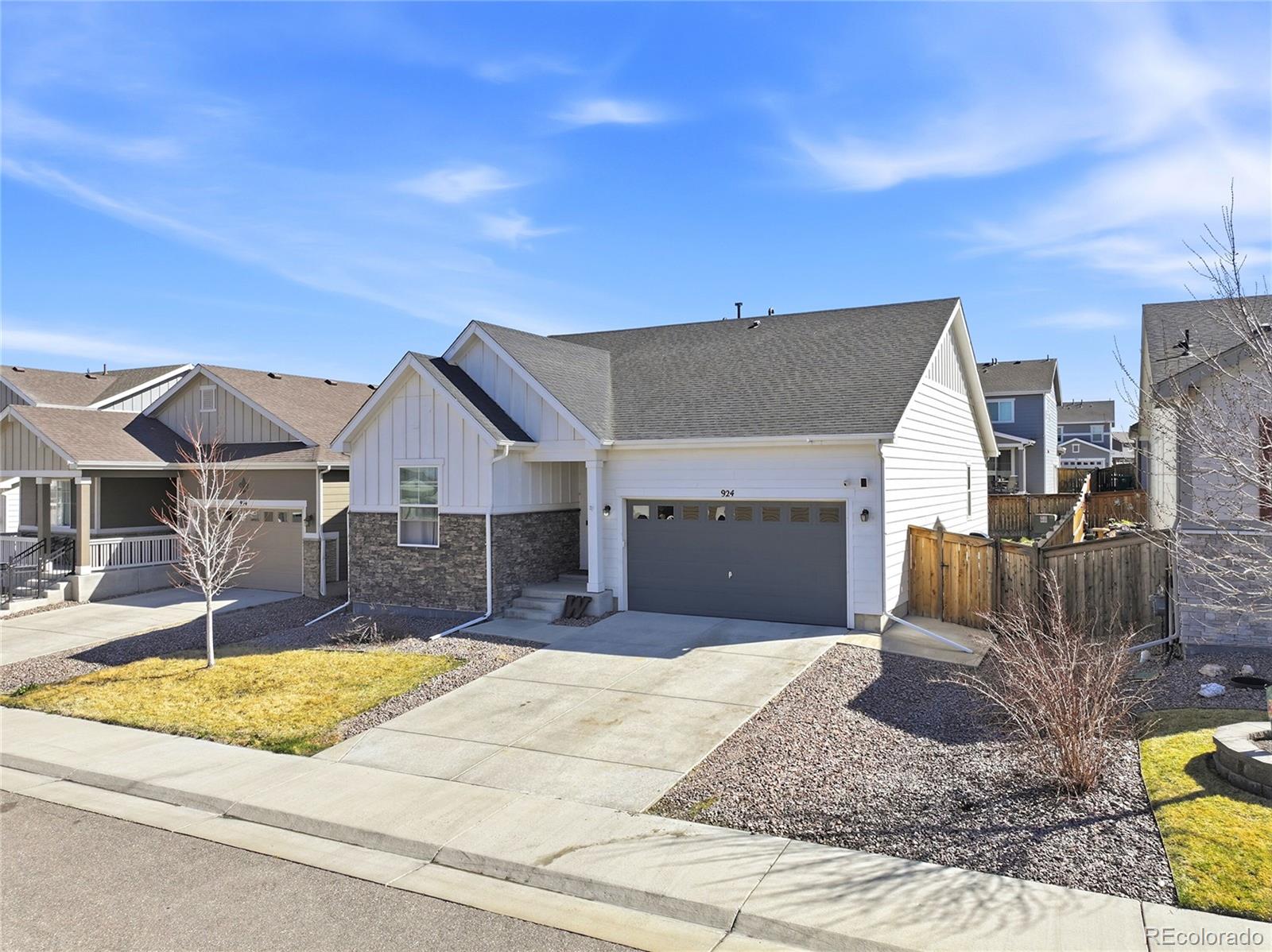 MLS Image #19 for 924 n waterloo street,aurora, Colorado