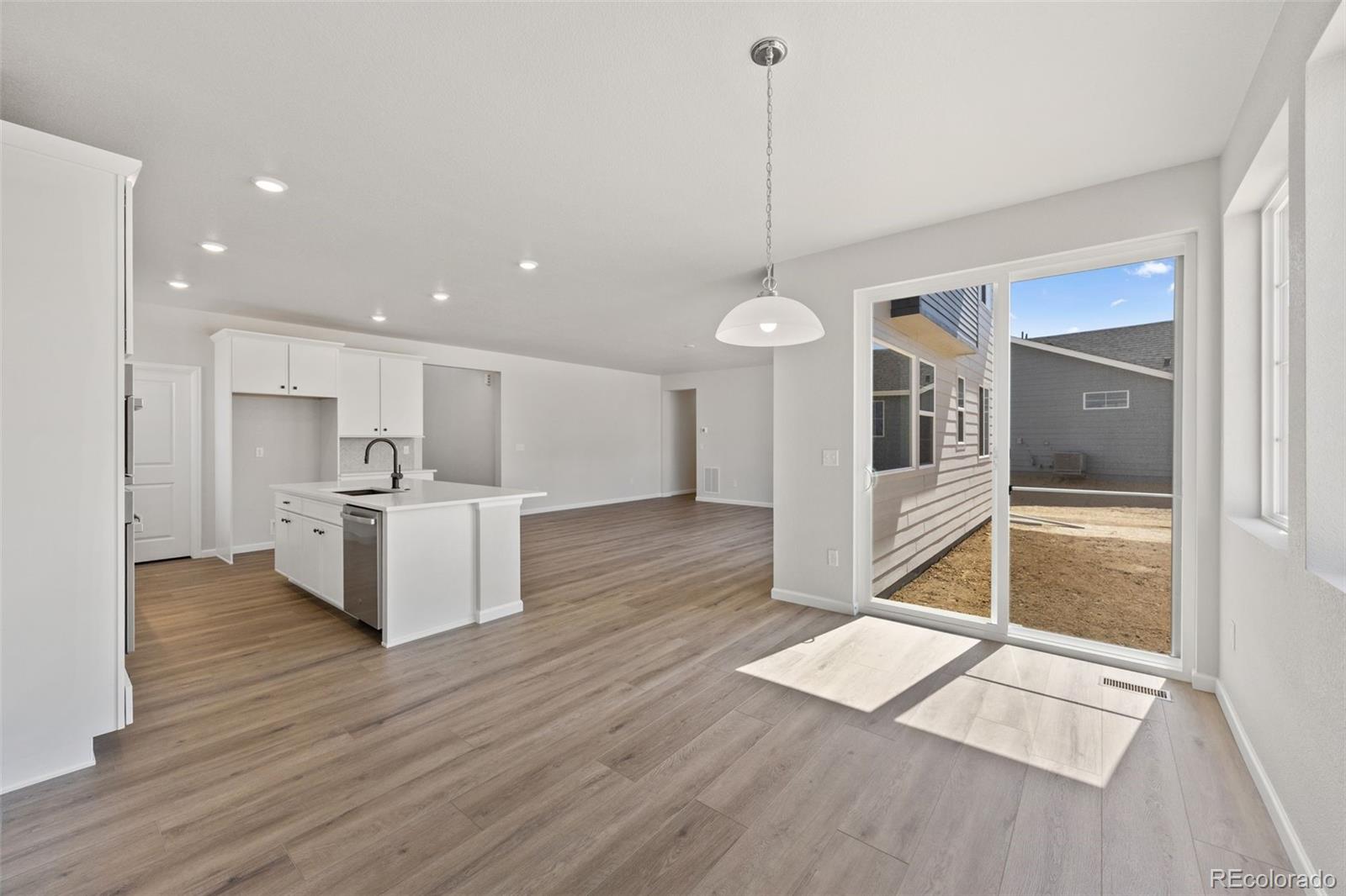 MLS Image #18 for 24376 e 35th drive,aurora, Colorado