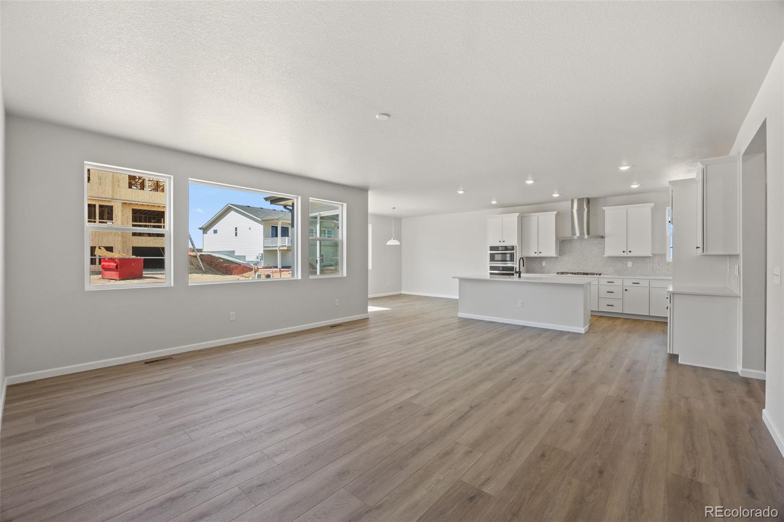 MLS Image #19 for 24376 e 35th drive,aurora, Colorado