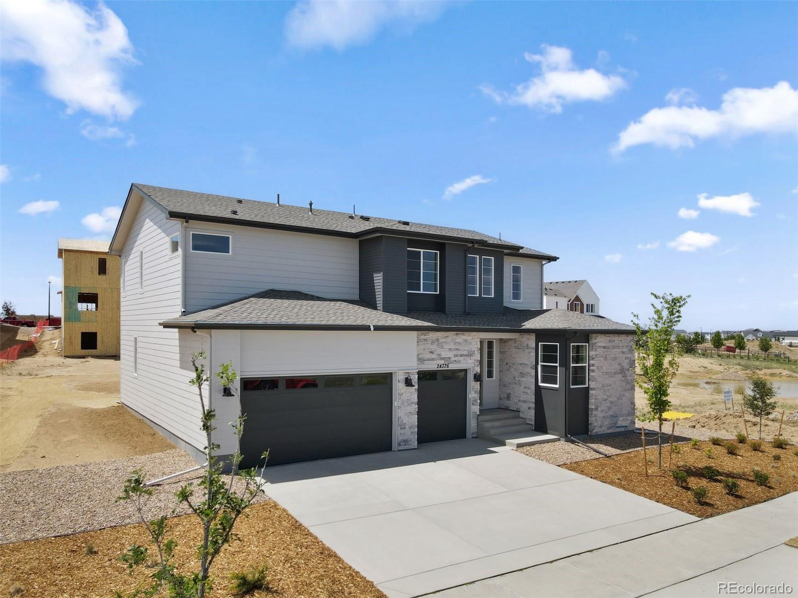 MLS Image #2 for 24376 e 35th drive,aurora, Colorado
