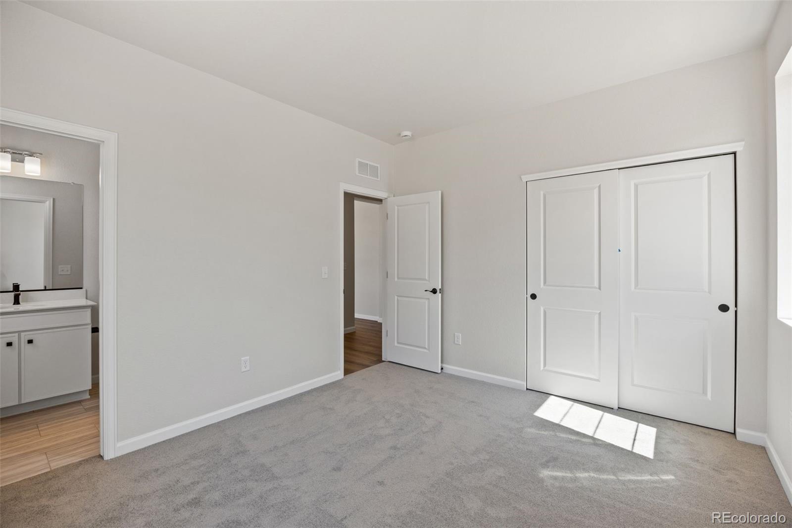MLS Image #21 for 24376 e 35th drive,aurora, Colorado
