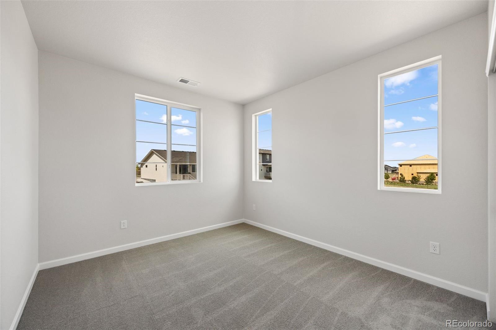 MLS Image #24 for 24376 e 35th drive,aurora, Colorado