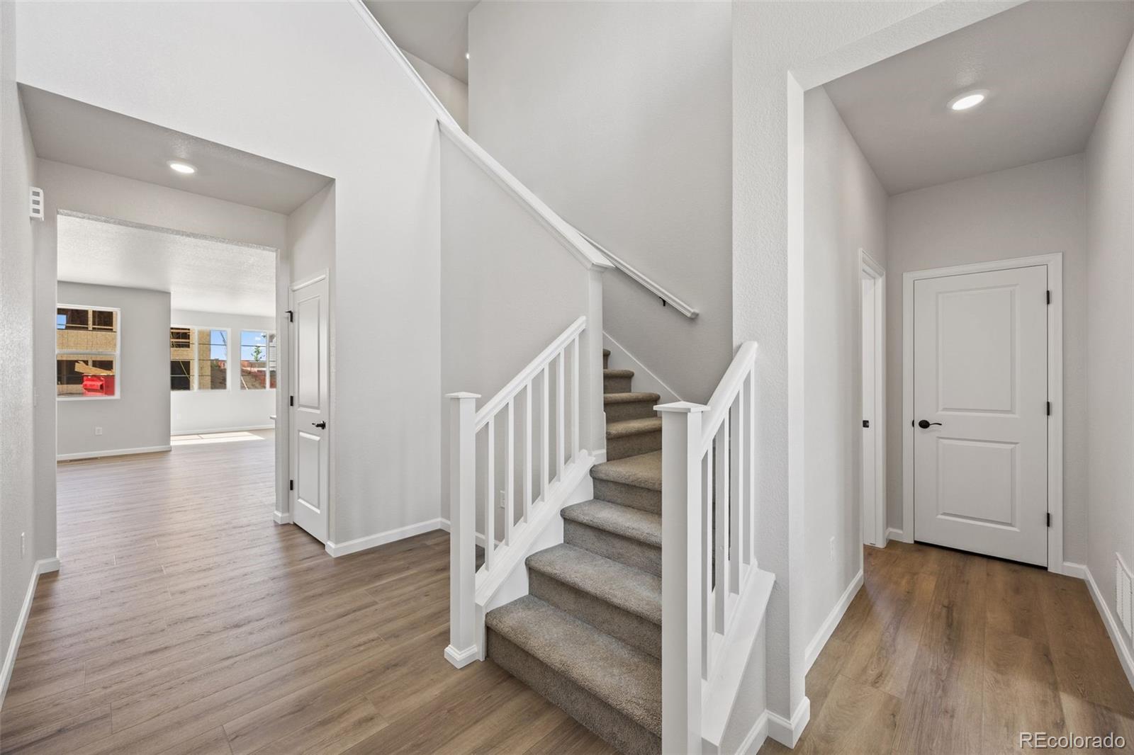 MLS Image #6 for 24376 e 35th drive,aurora, Colorado