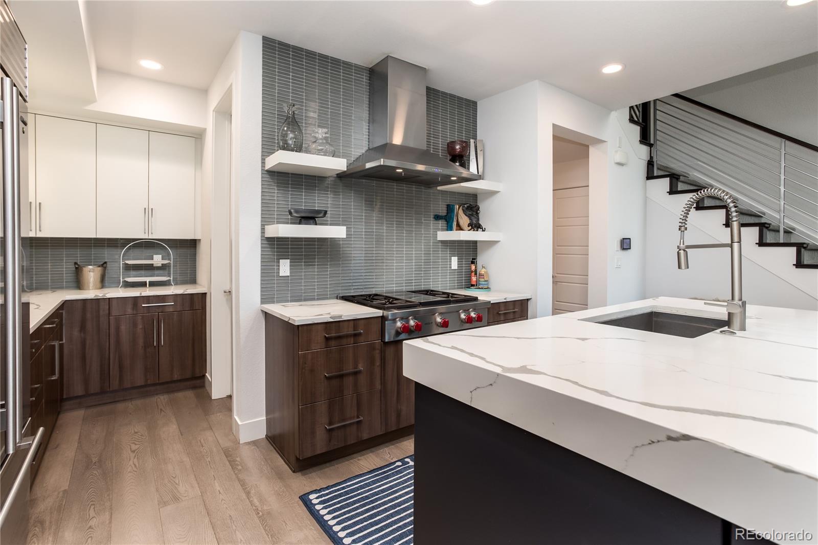 MLS Image #15 for 43 s oneida court,denver, Colorado