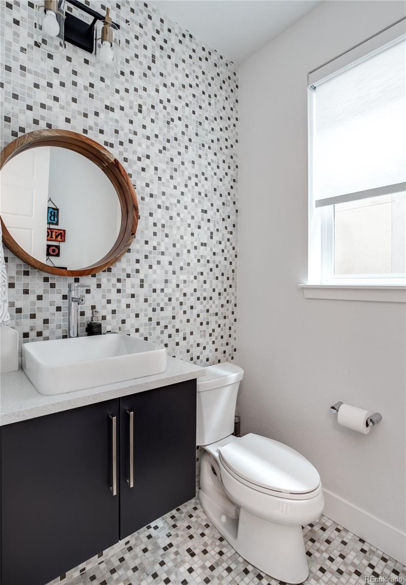 MLS Image #19 for 43 s oneida court,denver, Colorado