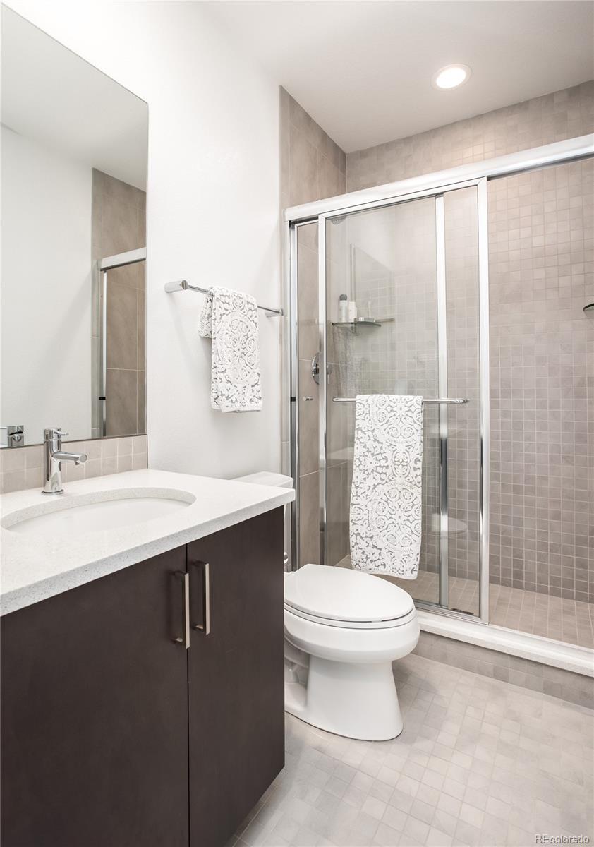 MLS Image #40 for 43 s oneida court,denver, Colorado