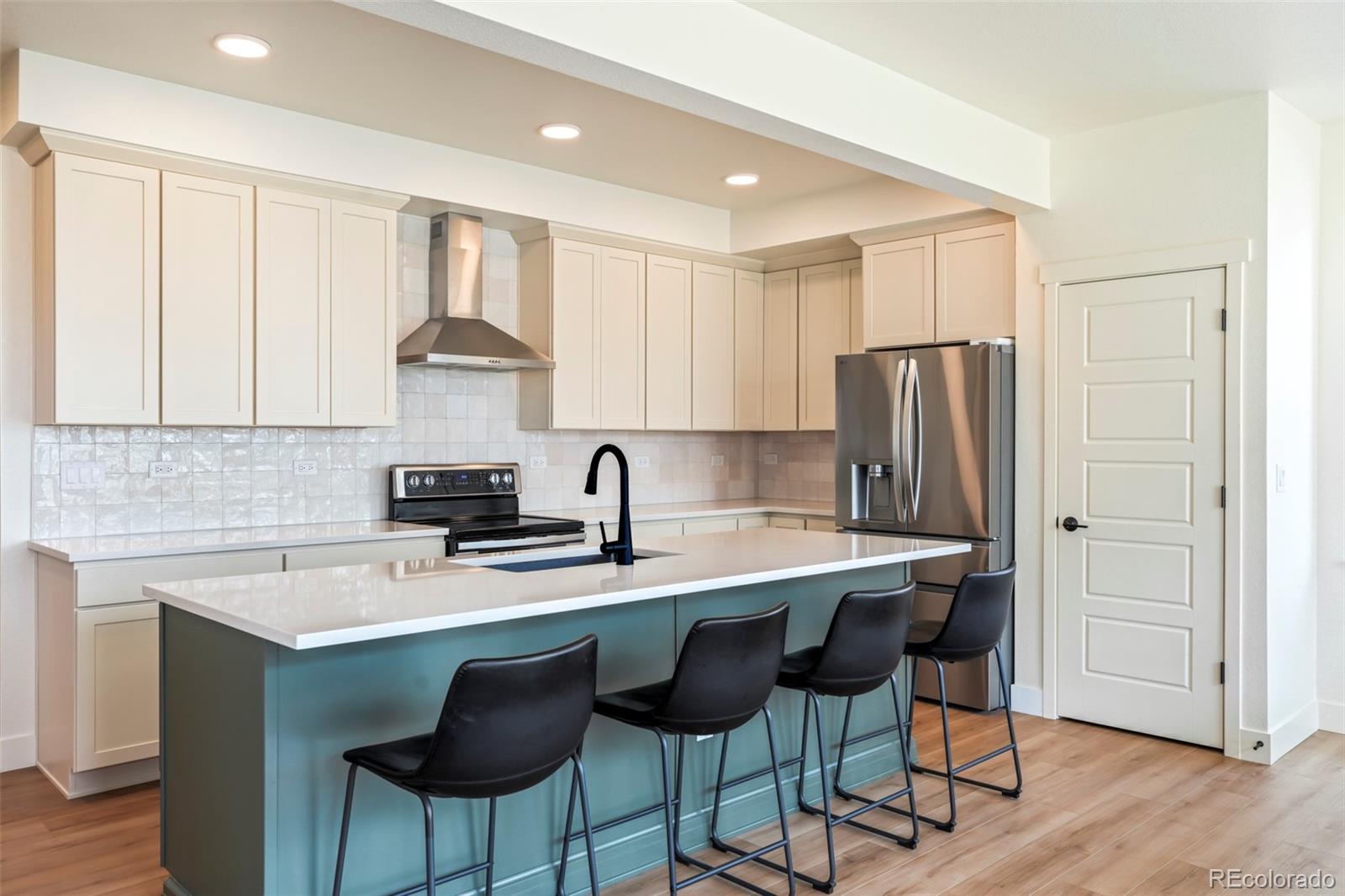 MLS Image #9 for 4899  daven road,morrison, Colorado