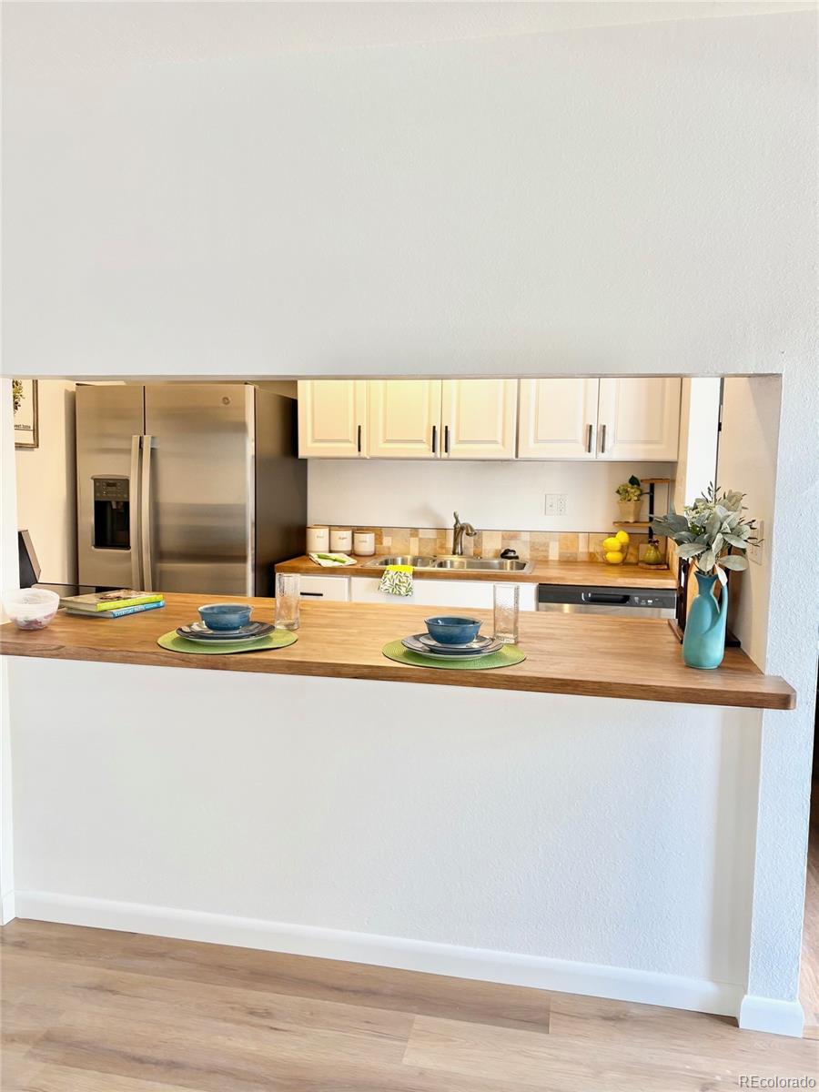 MLS Image #15 for 8467  everett way,arvada, Colorado