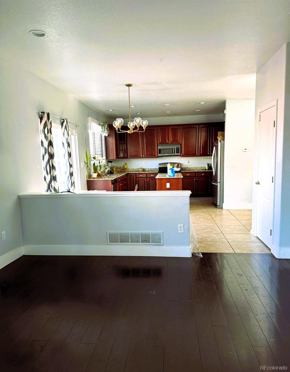 MLS Image #10 for 9826  nucla street,commerce city, Colorado
