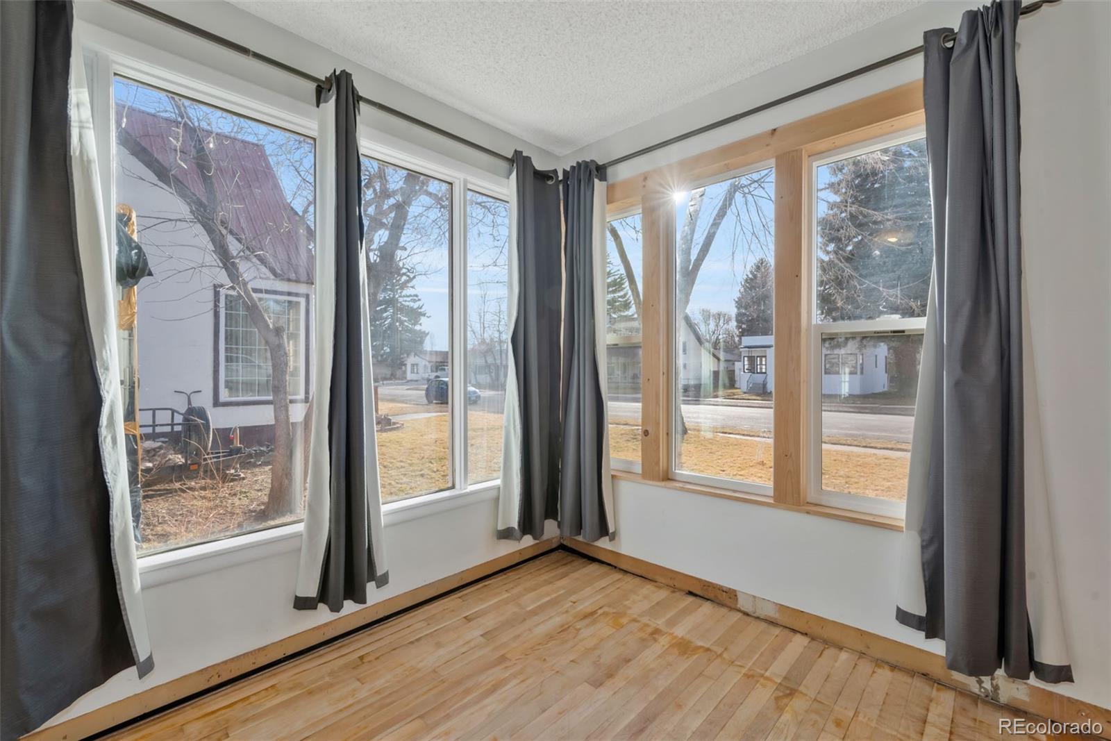MLS Image #10 for 635  school street,craig, Colorado
