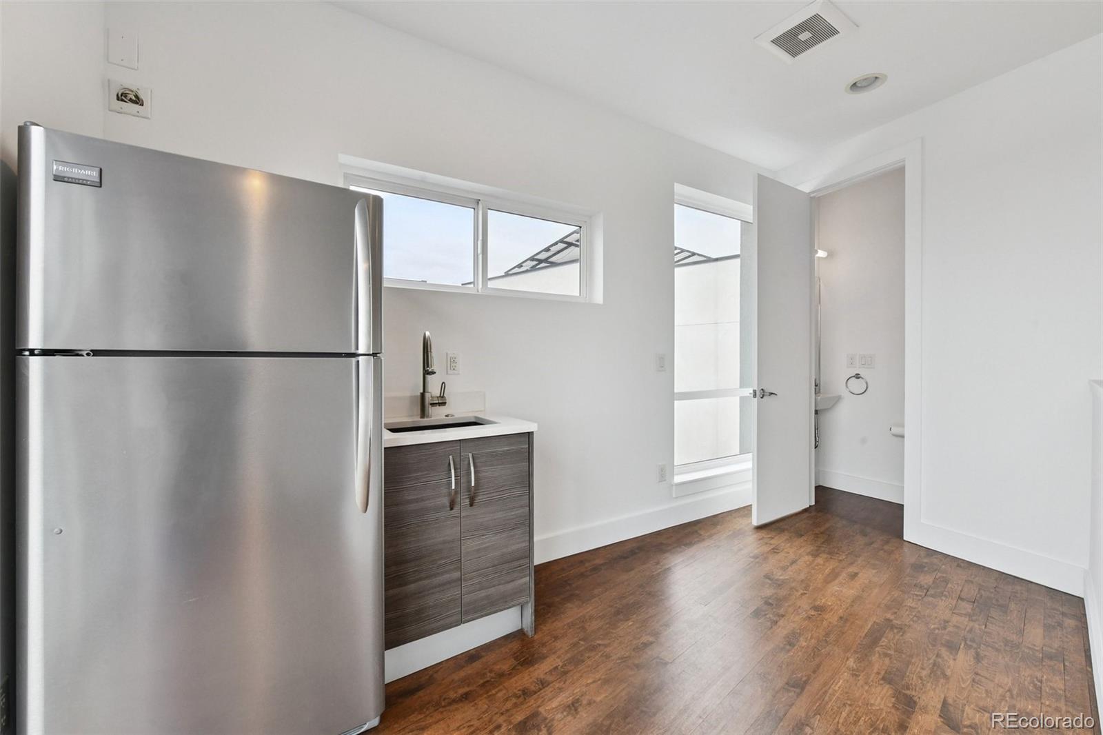 MLS Image #29 for 1715  boulder street,denver, Colorado