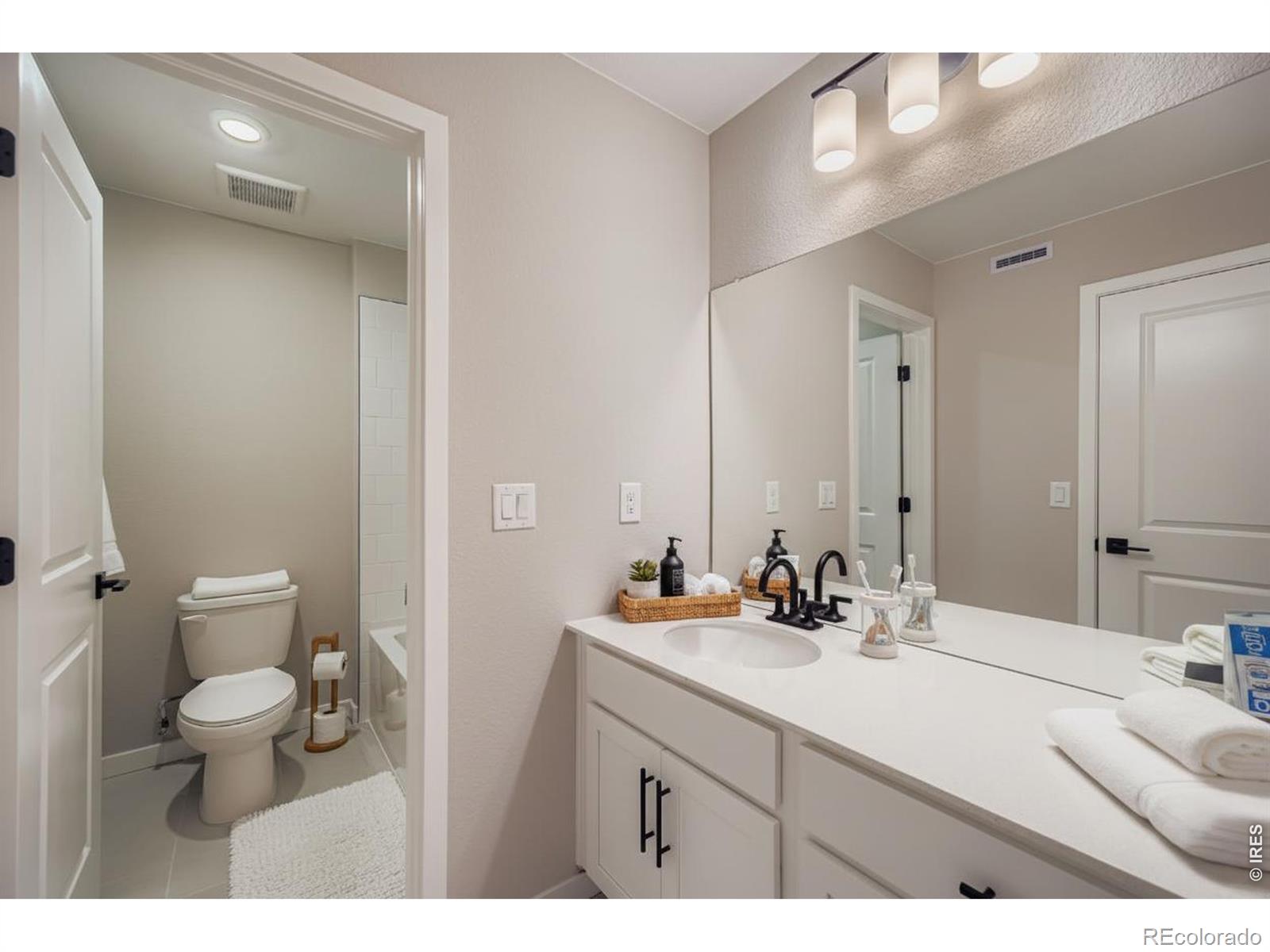 MLS Image #14 for 2844  bear springs circle,longmont, Colorado