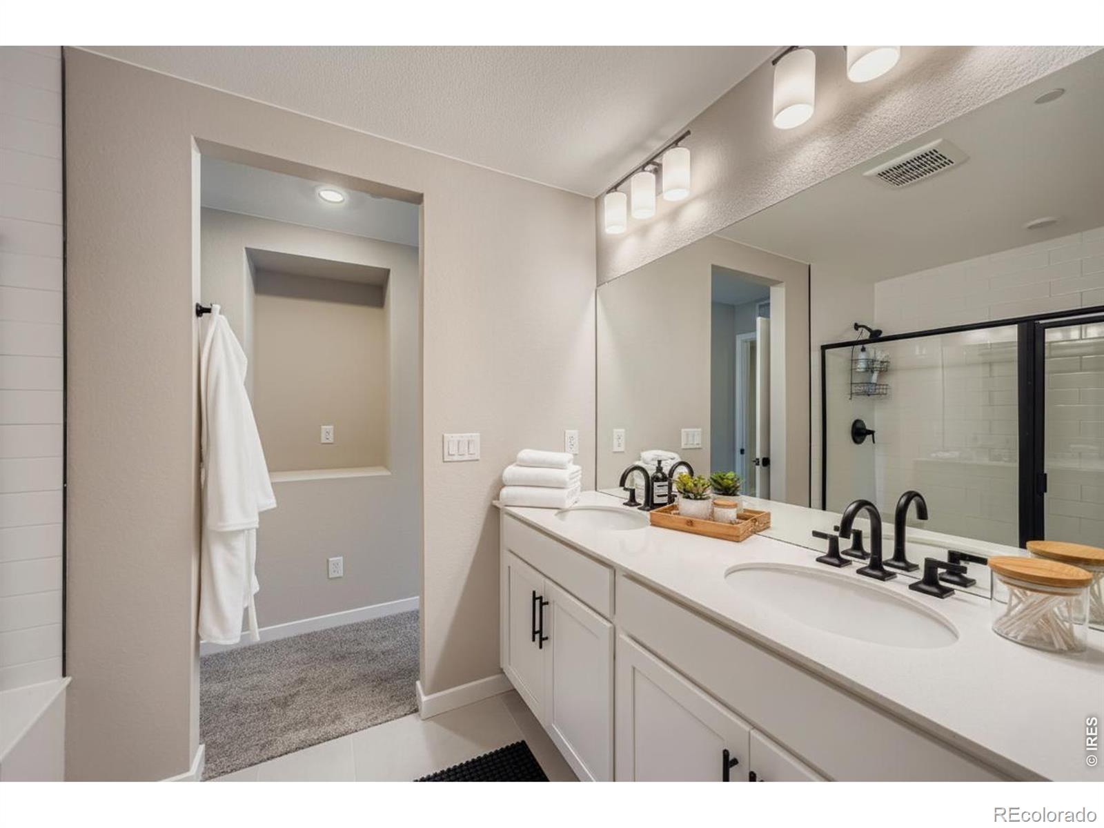 MLS Image #8 for 2844  bear springs circle,longmont, Colorado