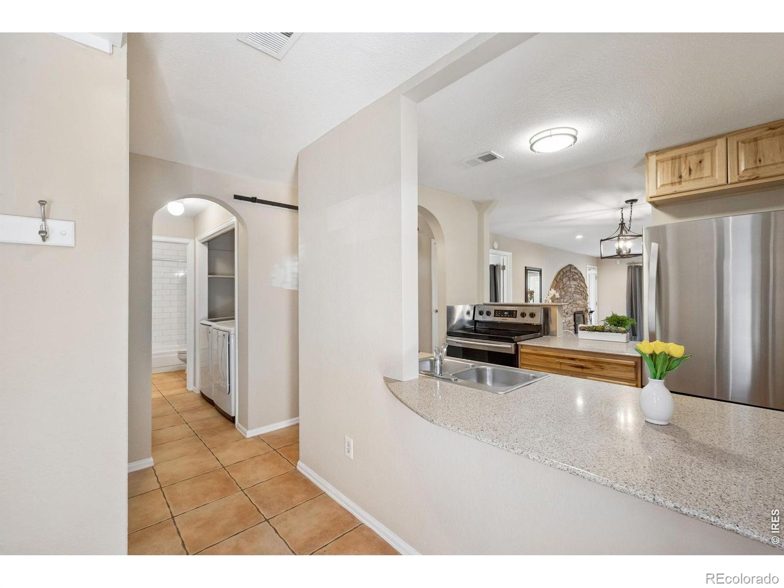 MLS Image #19 for 715  arapahoe avenue,boulder, Colorado
