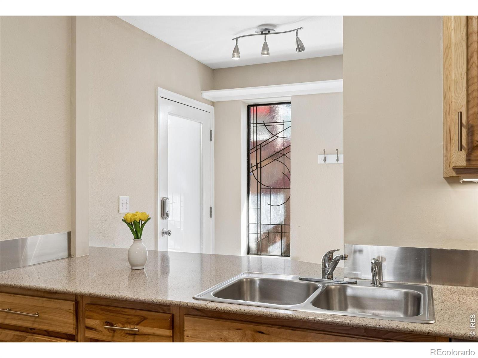 MLS Image #4 for 715  arapahoe avenue,boulder, Colorado