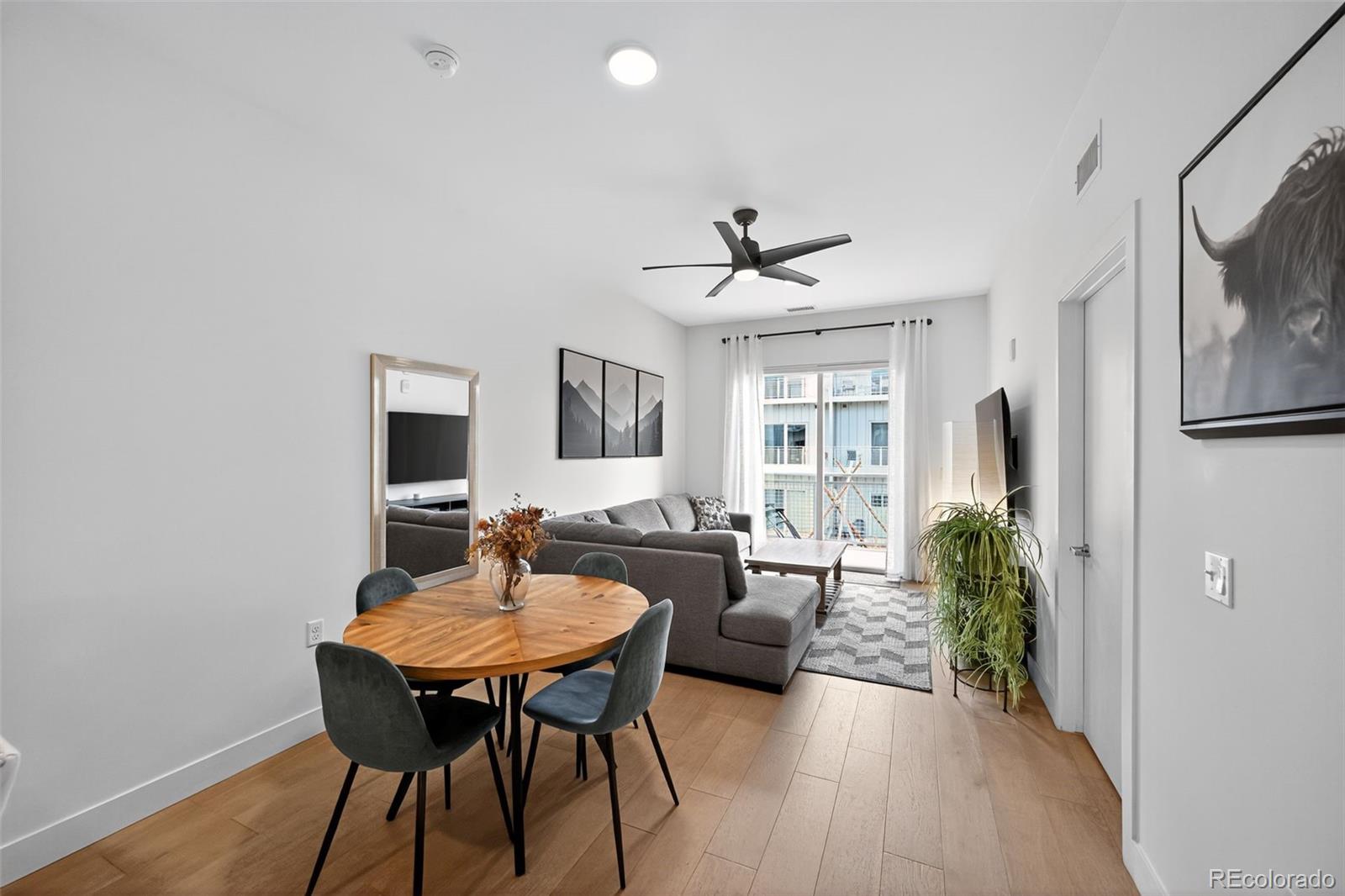 MLS Image #14 for 2530  lawrence street,denver, Colorado