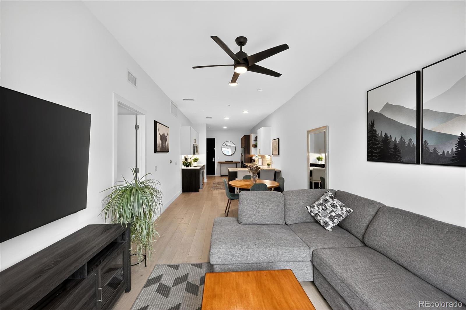 MLS Image #5 for 2530  lawrence street,denver, Colorado
