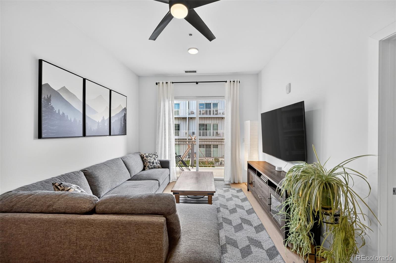 MLS Image #7 for 2530  lawrence street,denver, Colorado