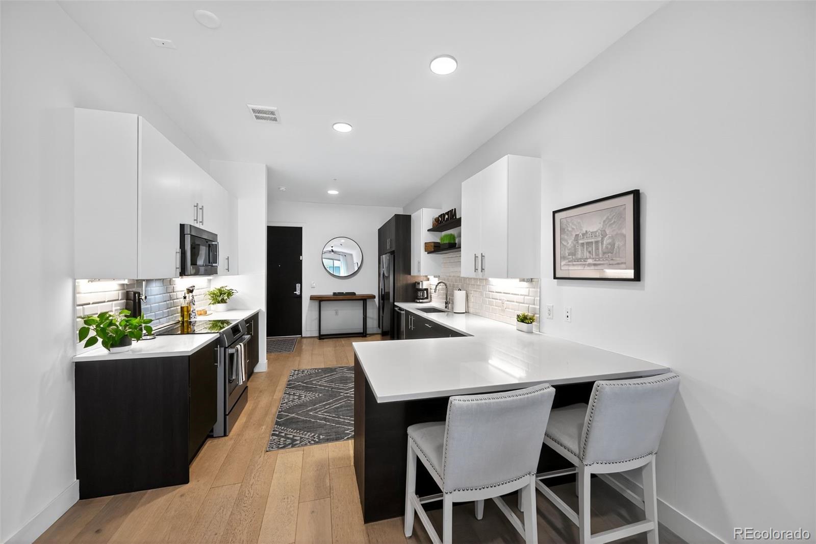 MLS Image #9 for 2530  lawrence street,denver, Colorado