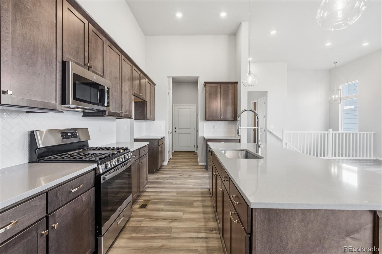 MLS Image #3 for 15330  pontiac street,thornton, Colorado