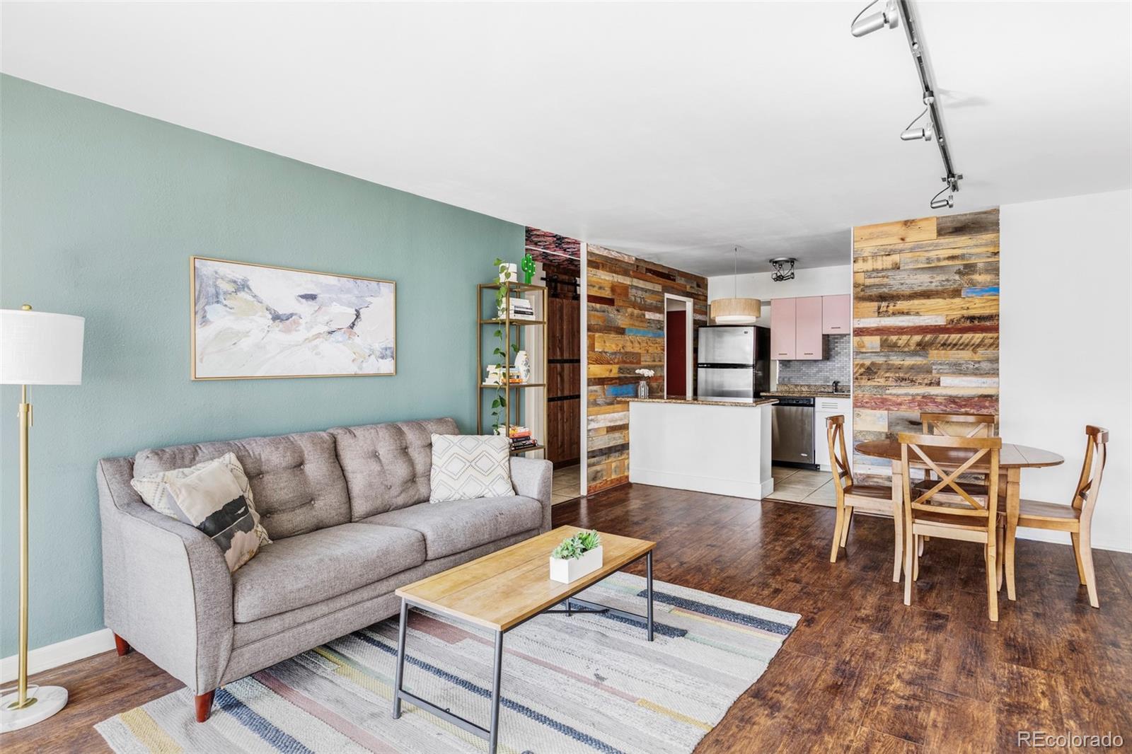 MLS Image #11 for 669 n washington street 203,denver, Colorado
