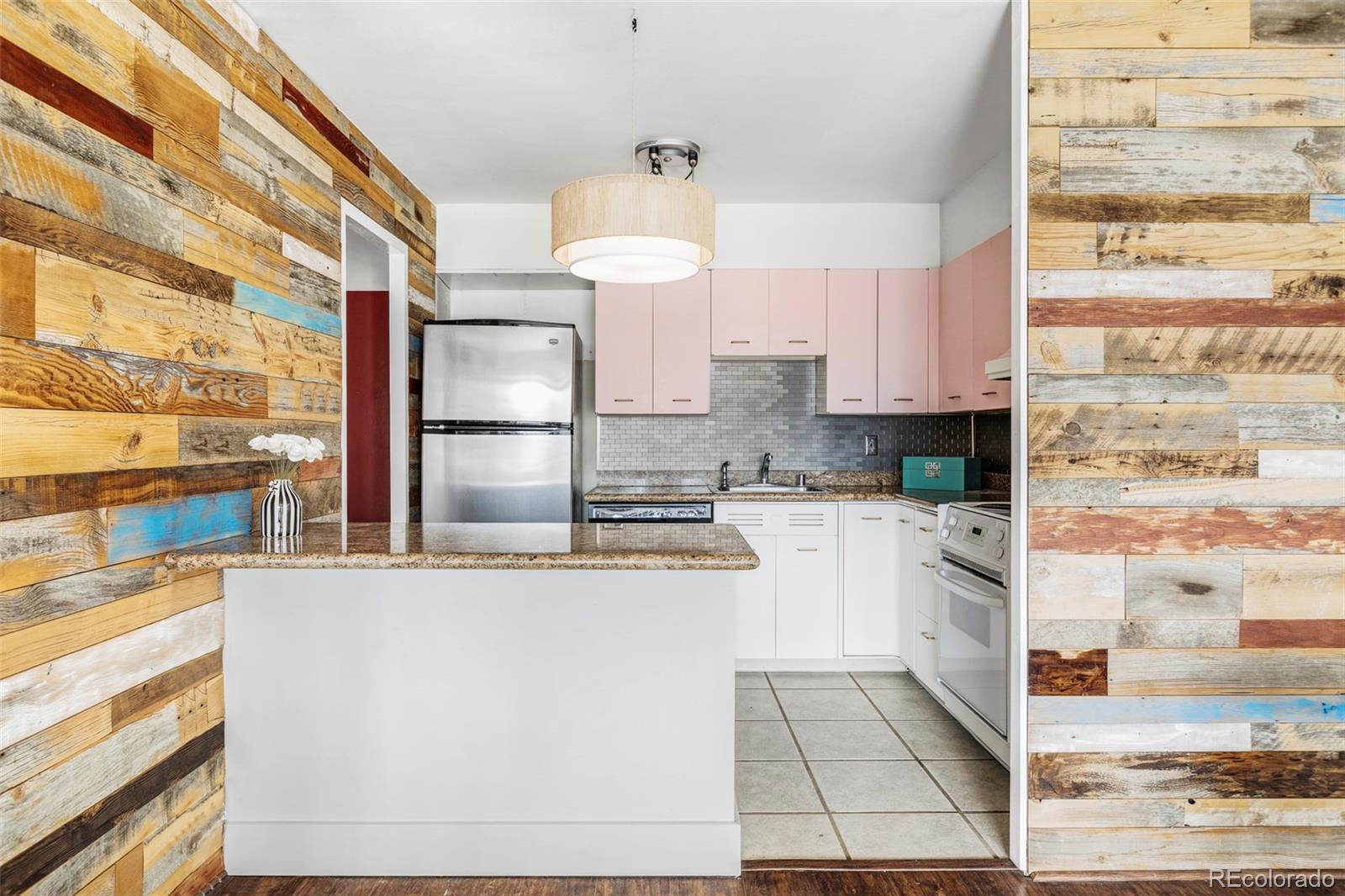 MLS Image #12 for 669 n washington street 203,denver, Colorado