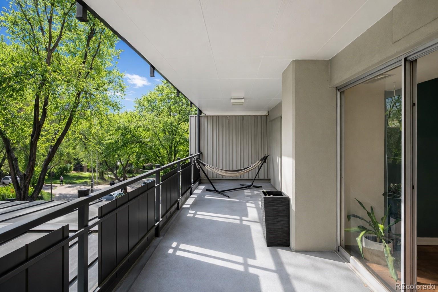 MLS Image #5 for 669 n washington street 203,denver, Colorado