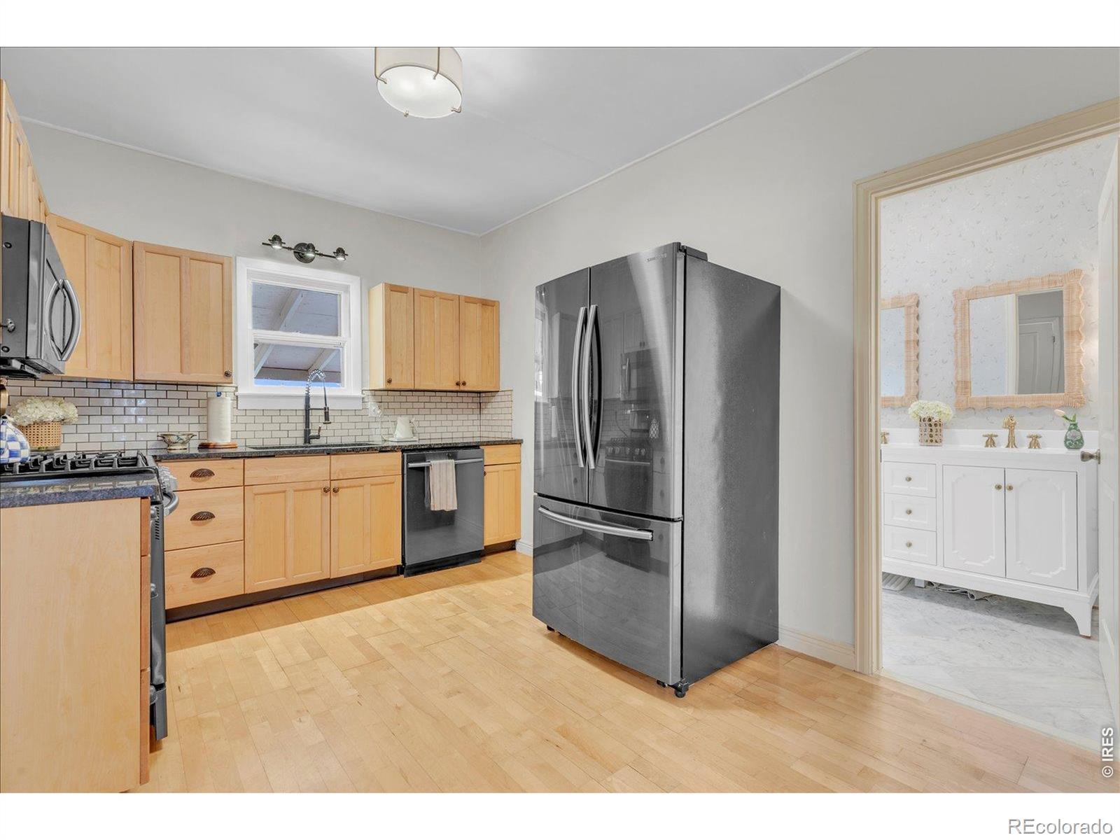 MLS Image #20 for 120  bowen street,longmont, Colorado