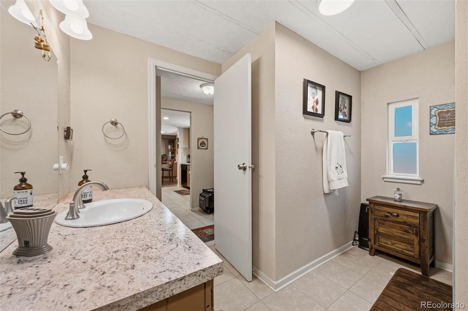 MLS Image #19 for 1299  pikes peak drive,florissant, Colorado