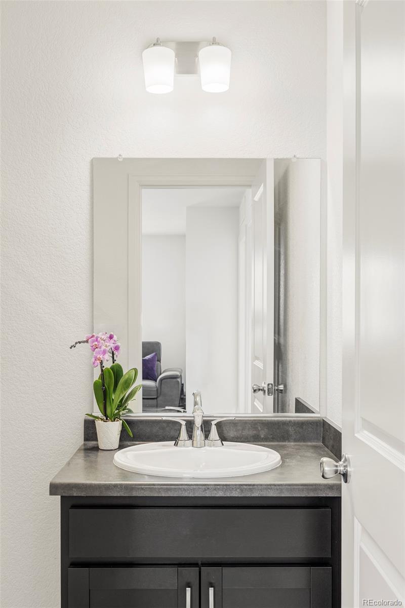MLS Image #19 for 21208 e 63rd avenue,aurora, Colorado