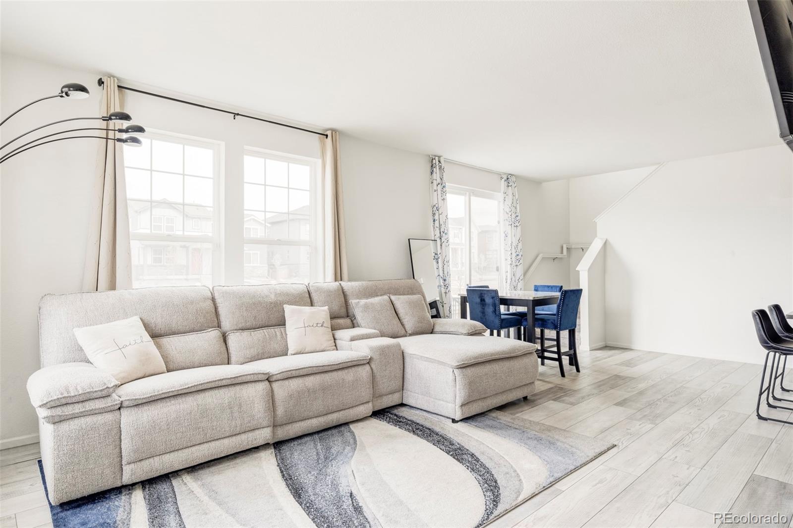 MLS Image #3 for 21208 e 63rd avenue,aurora, Colorado