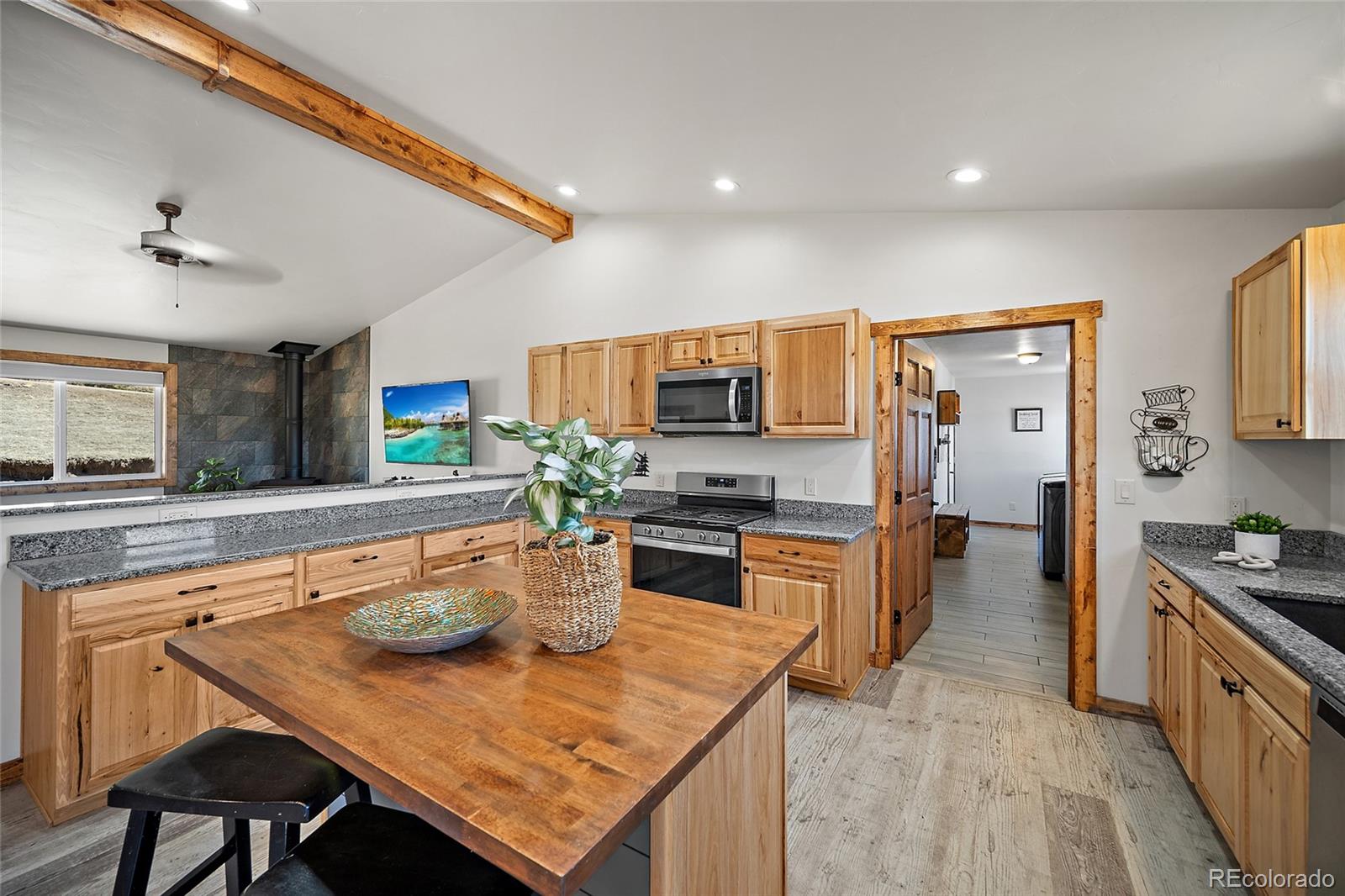 MLS Image #14 for 186  empire road,florissant, Colorado