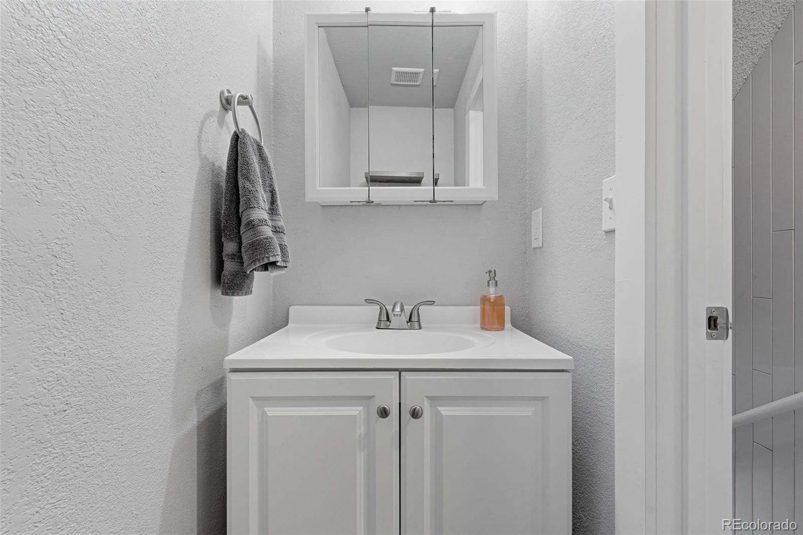 MLS Image #9 for 1615  depew street ,lakewood, Colorado